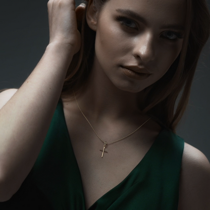 Dije Cruz de Oro 10 y 14 Quilates para Collar - Joyería Católica Ideal para Mujer, Hombre, Niña y Niño