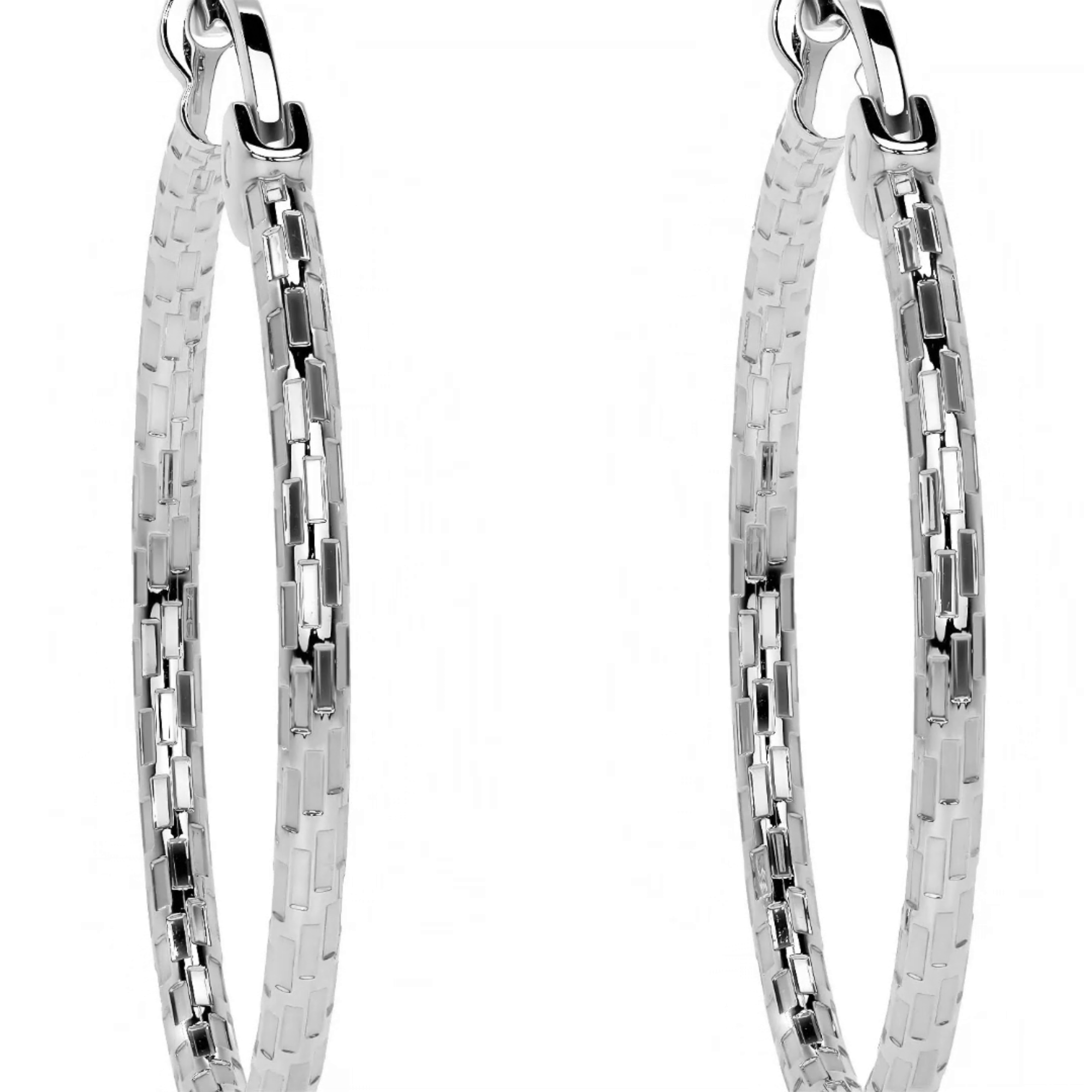 Lightweight Diamond-Cut Hoop Earrings in 925 Sterling Silver for Women, Domino Style