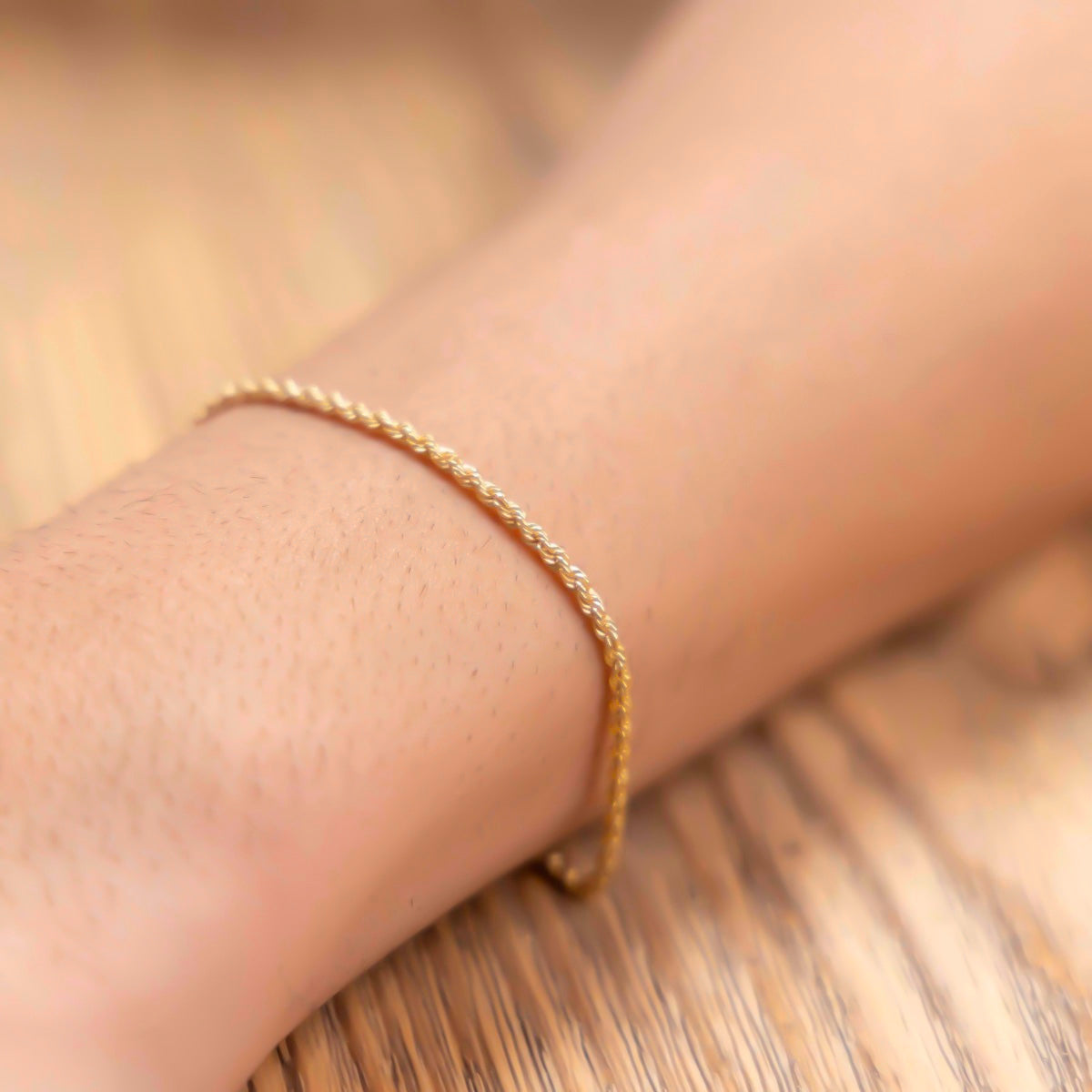 Hollow Twisted Bracelet, 10k Italian Gold, 1.9mm Gauge, 18.5cm