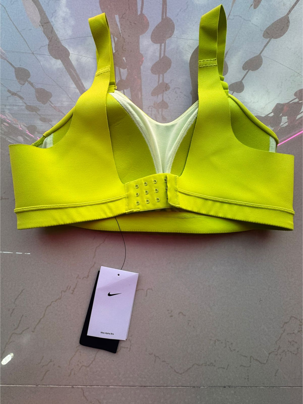 Nike Swoosh Bra Dri-FIT para mujer