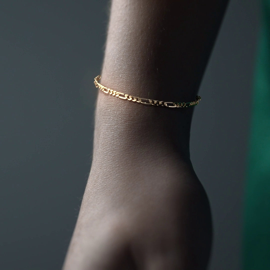 Italian Figaro Bracelet 3x1 Hollow Caliber 2.6 mm