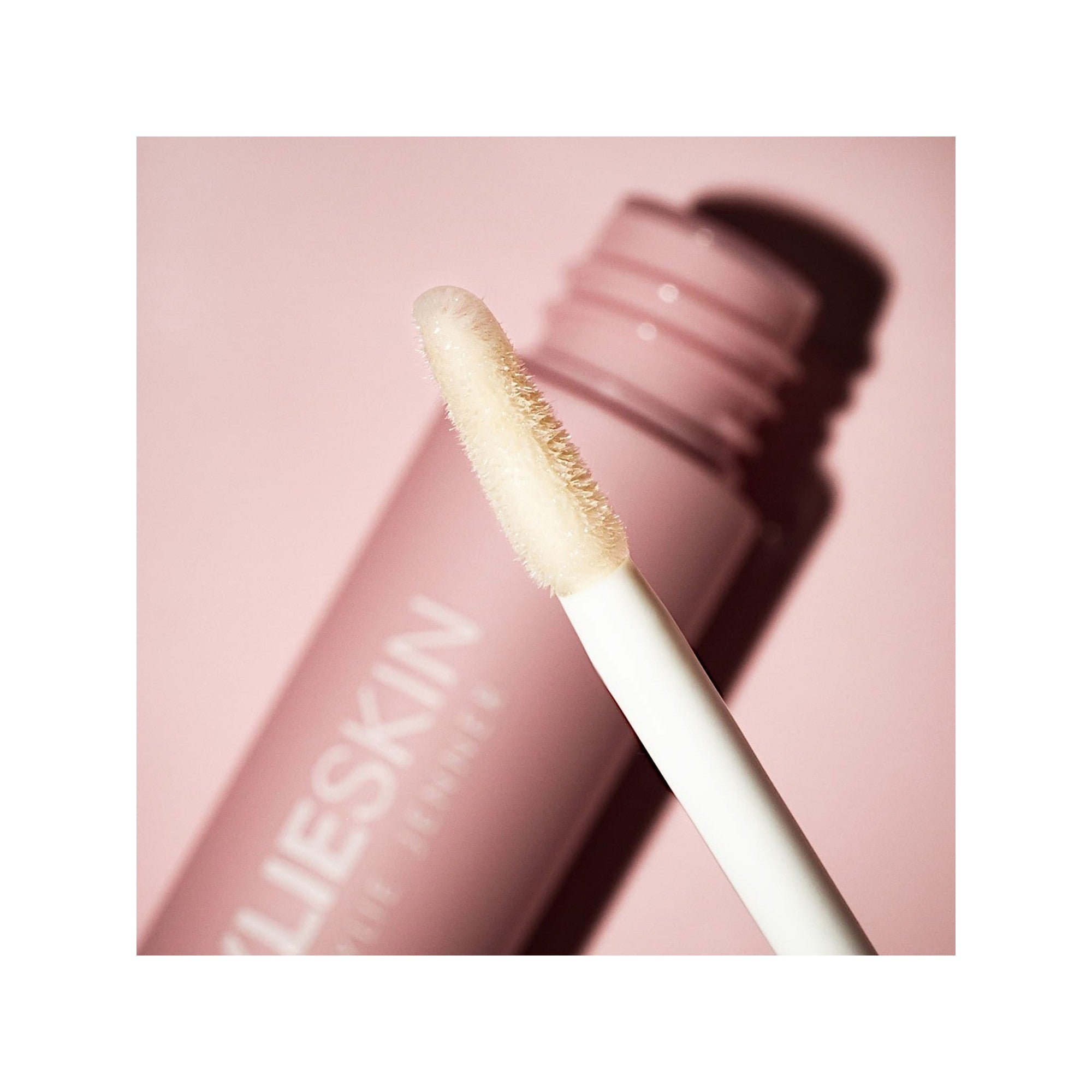 KYLIESKIN BY KYLIE JENNER Clear Complexion Correction Stick 5ml