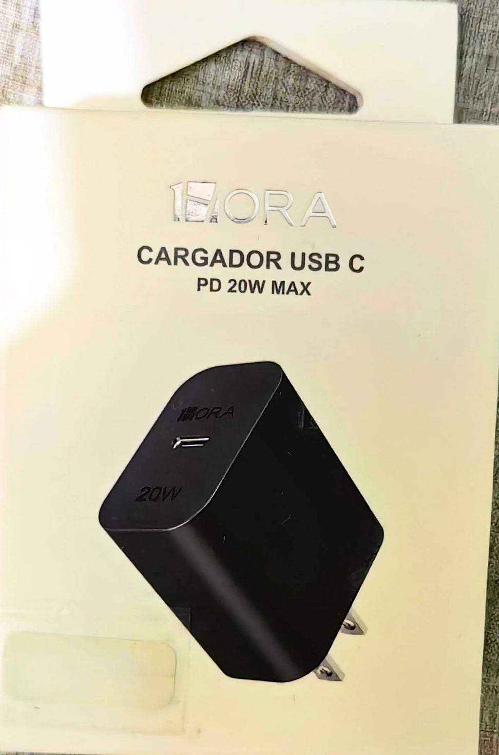 GAR152 - USB "C" PD Charger 20W MAX 1Hour
