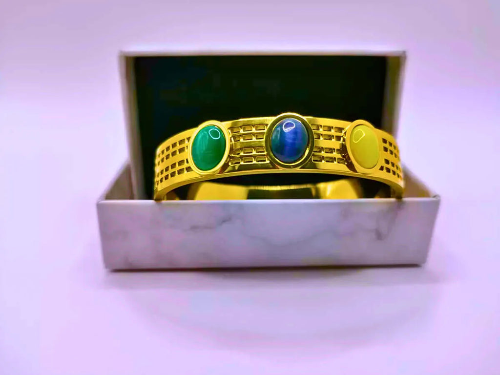 Calenbi Stainless Steel Snap Bracelet with Imitation Stones and 12k Gold Plating