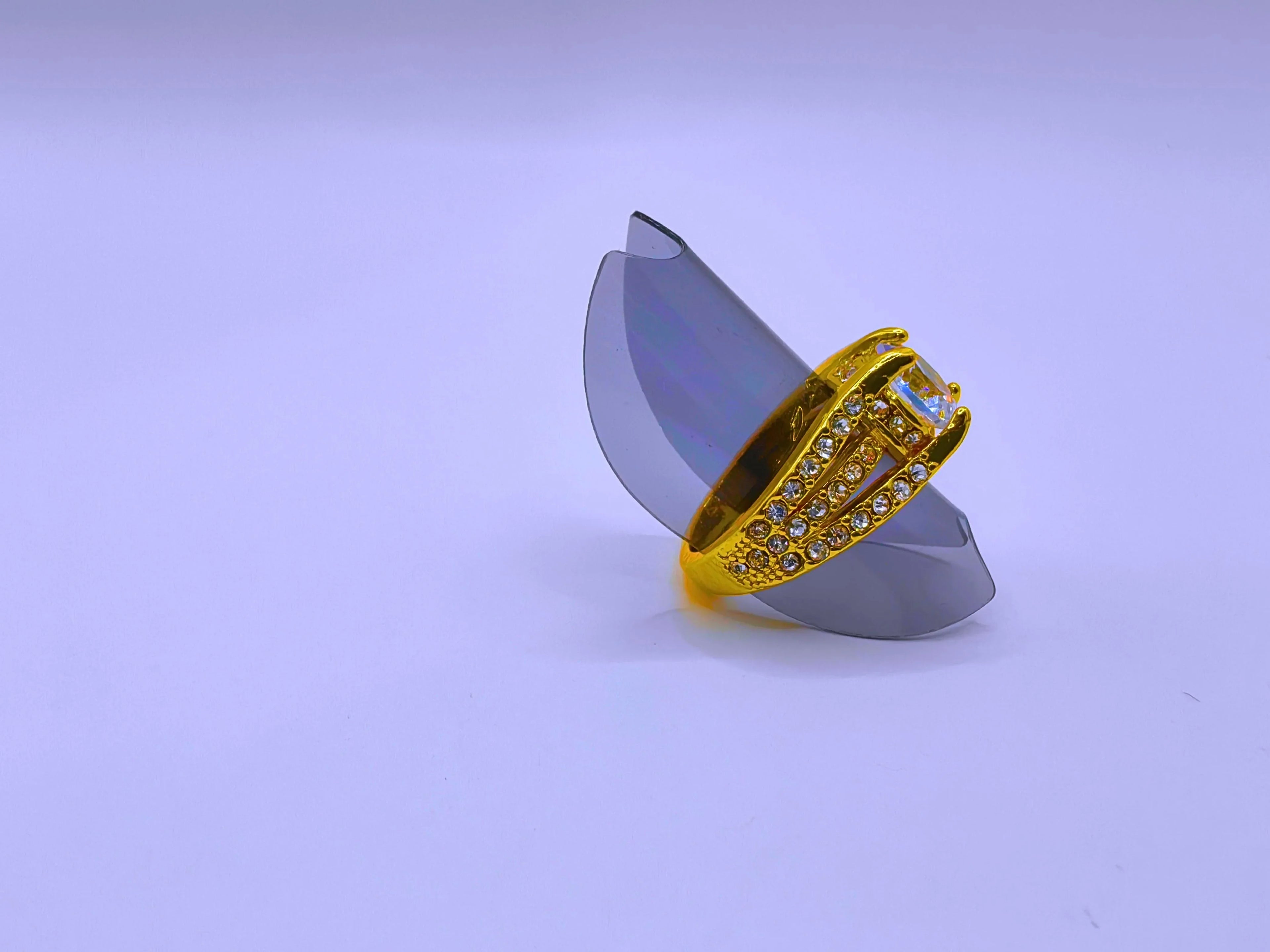 Modern Copper Ring with Cubic Zirconia and 14k Gold Plating by Calenbi