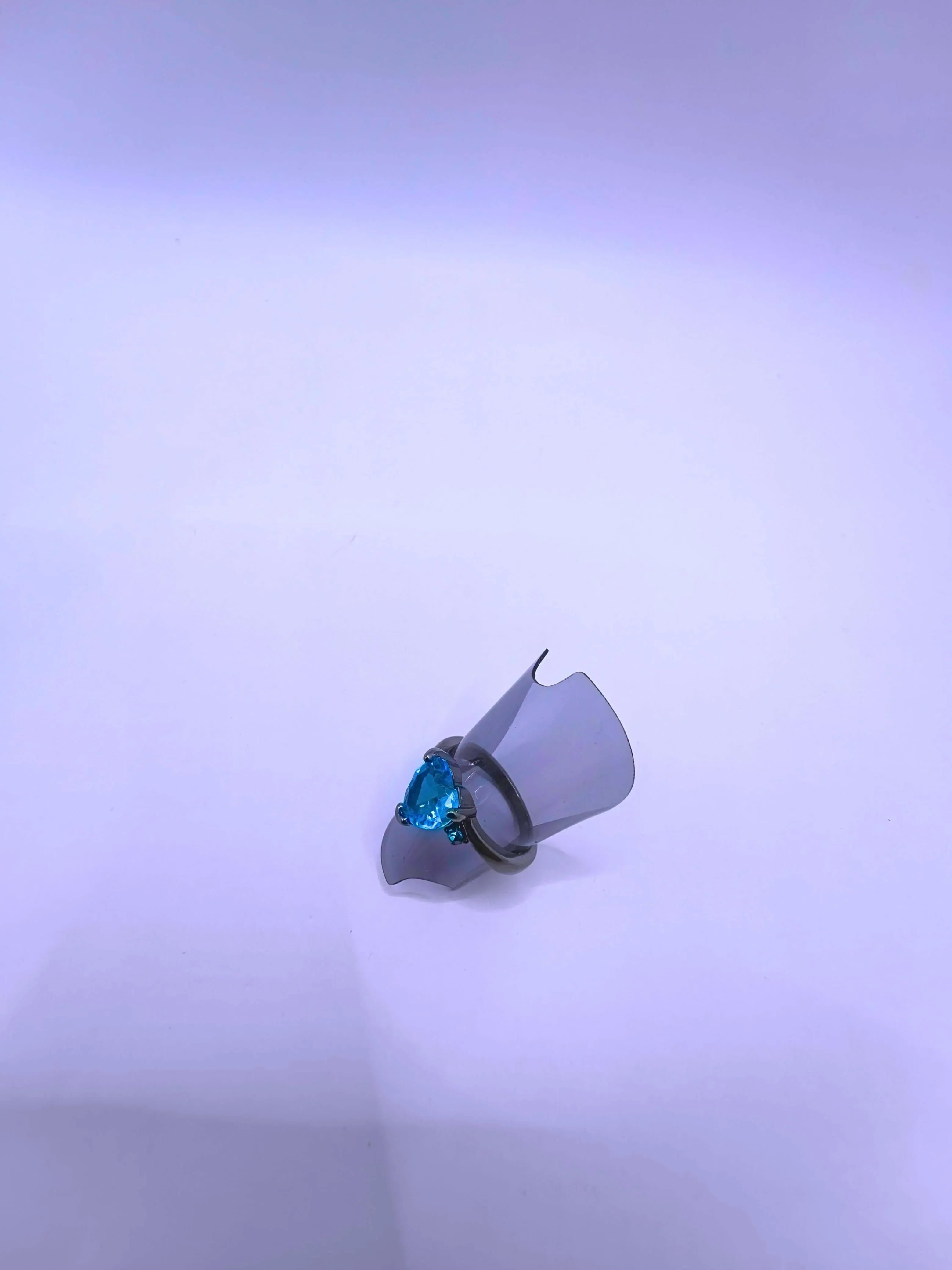 Calenbi Closed Black Blue Cubic Zirconia Copper Ring