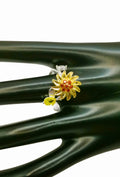 Calenbi Rotating Alloy Anti-Stress Ring with Flower and Bee