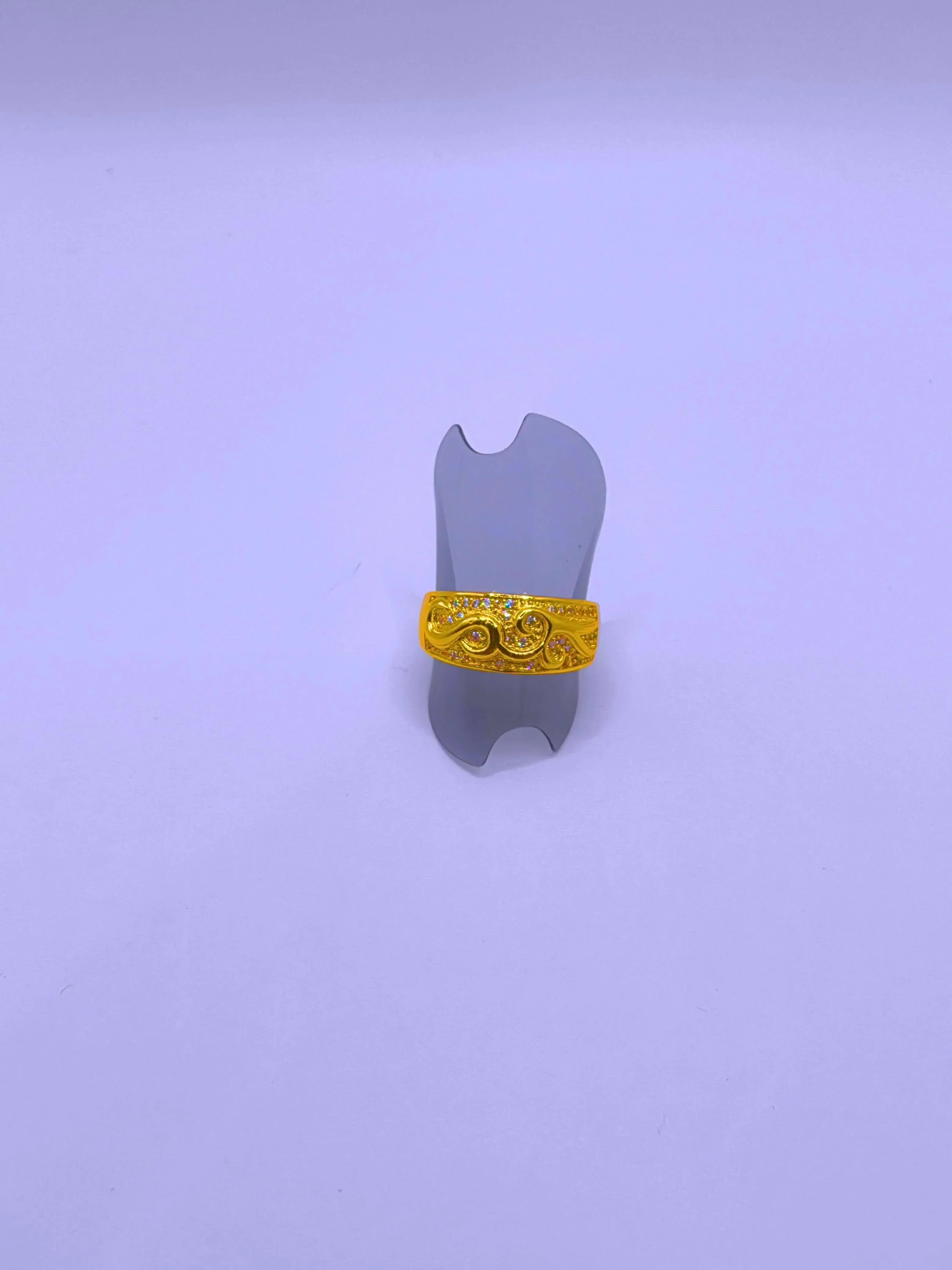 Calenbi Copper Ring Engraved Flower 14k Gold Plated Adjustable