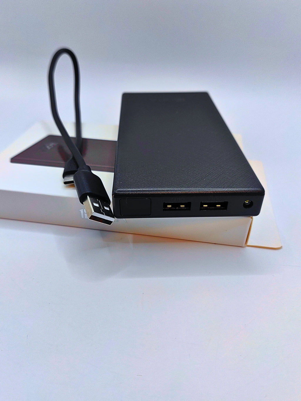 GAR148 - Portable Battery 10,000mAh 10.5W MAX 1HOUR