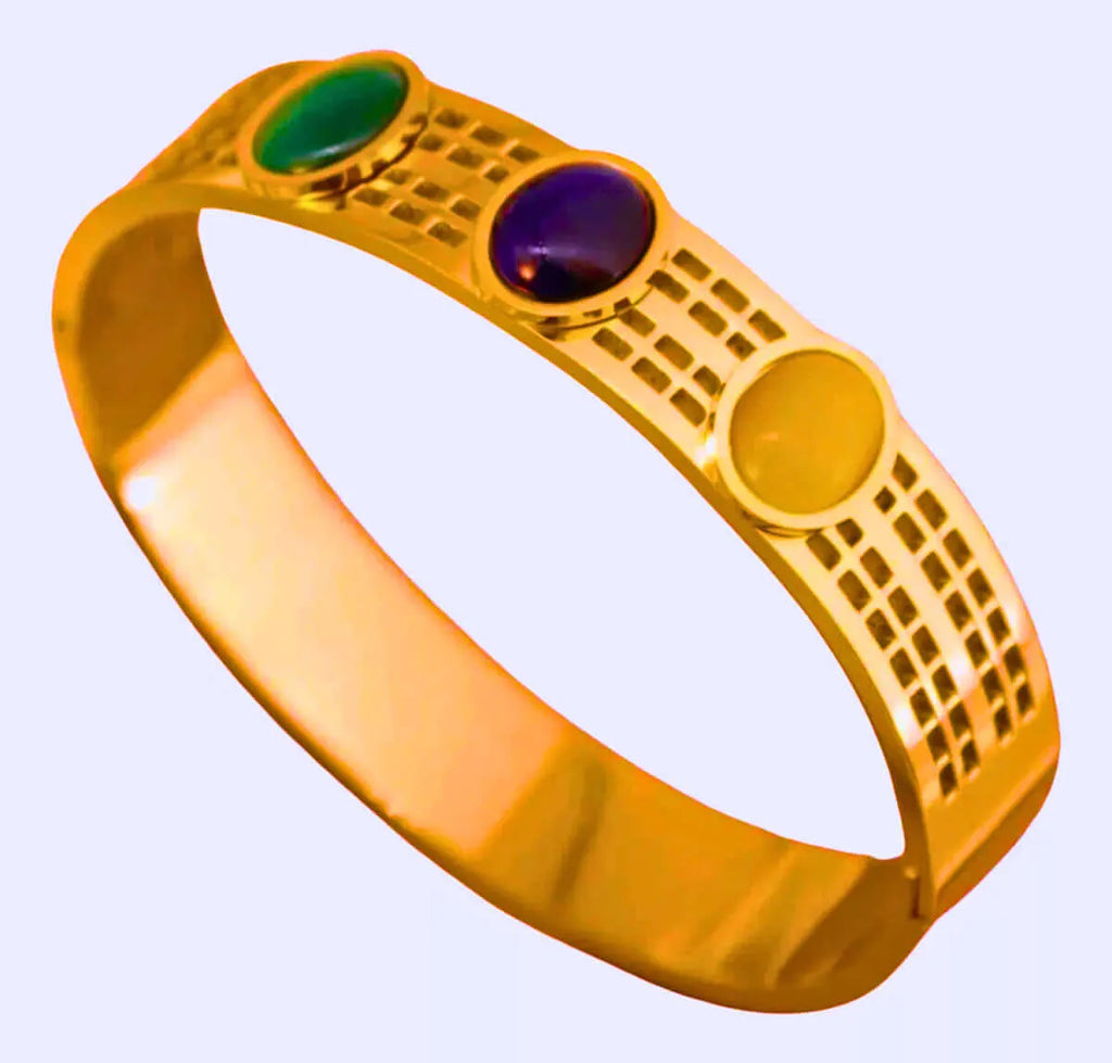 Calenbi Stainless Steel Snap Bracelet with Imitation Stones and 12k Gold Plating