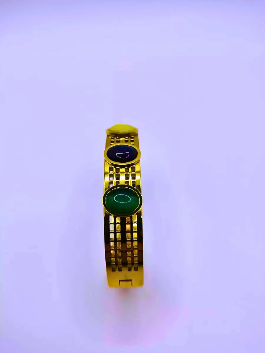 Calenbi Stainless Steel Snap Bracelet with Imitation Stones and 12k Gold Plating