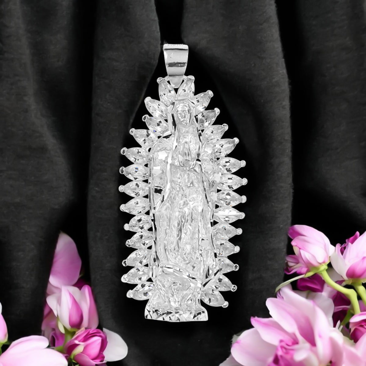 Virgin of Guadalupe Pendant in 925 Silver with Cubic Zirconia 5.2cm